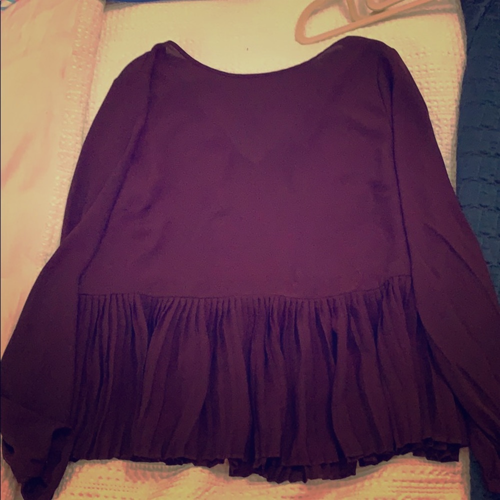 NEVER WORN top
